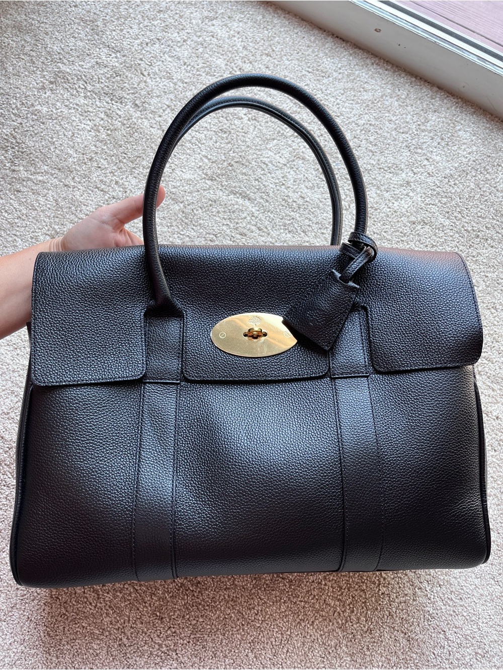 Mulberry Bayswater
Black & Brass Small Classic Grain